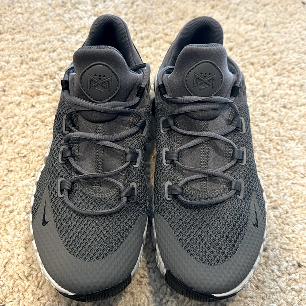 Nike Metcon 4 tennis shoes, Men’s size 11